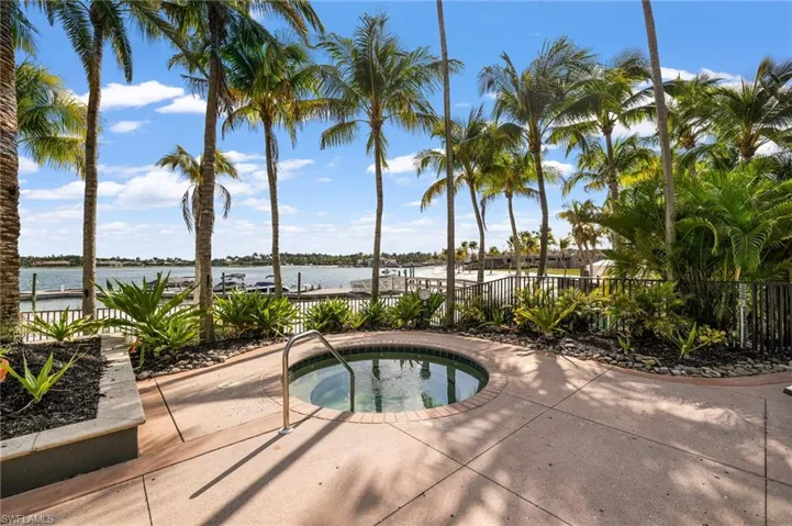 10733 Mirasol Dr 311, Miromar Lakes, Florida 33913