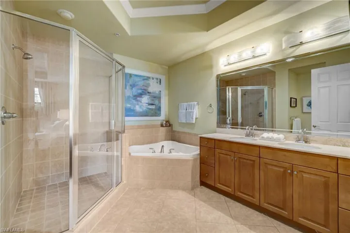 10733 Mirasol Dr 311, Miromar Lakes, Florida 33913