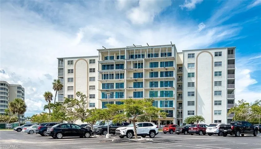 1 Bluebill Ave 405, Naples, Florida 34108