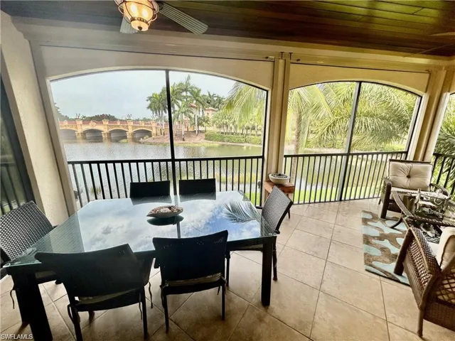 9123  Napoli  CT, Naples, FL 34113