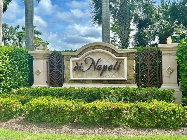 9123  Napoli  CT, Naples, FL 34113