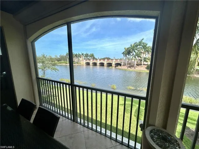9123  Napoli  CT, Naples, FL 34113