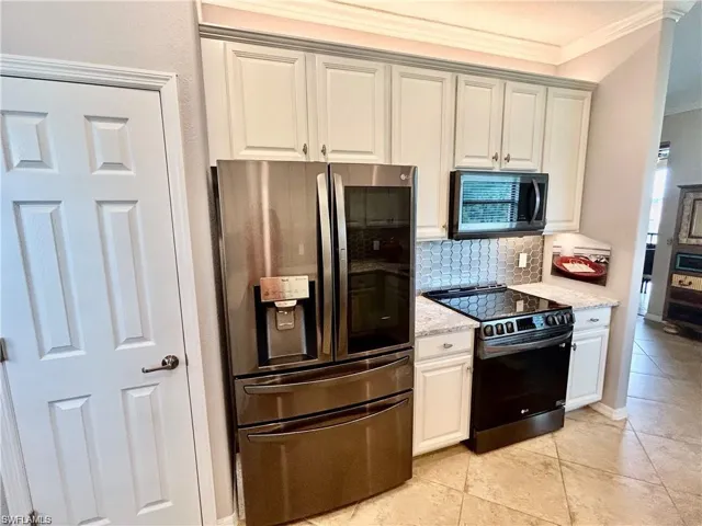 9123  Napoli  CT, Naples, FL 34113