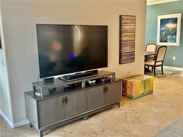 9123  Napoli  CT, Naples, FL 34113