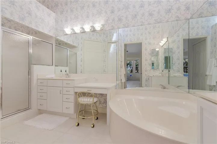 4783  Alberton  CT, Naples, FL 34105