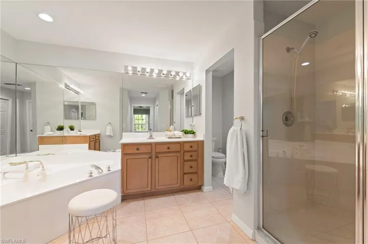 23320 Coconut Island Dr # 202, Estero, Florida 34134