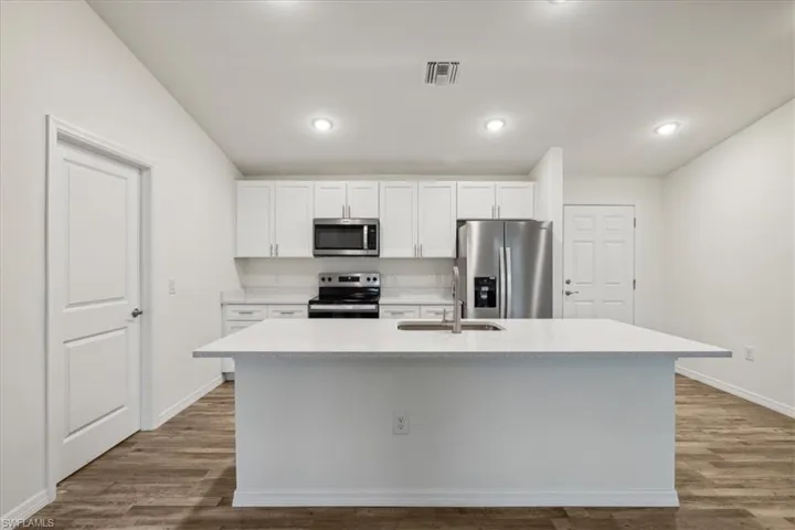 1800 NW 12th  ST, Cape Coral, FL 33993