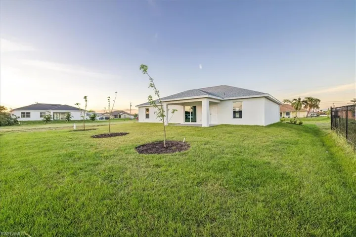 1800 NW 12th  ST, Cape Coral, FL 33993