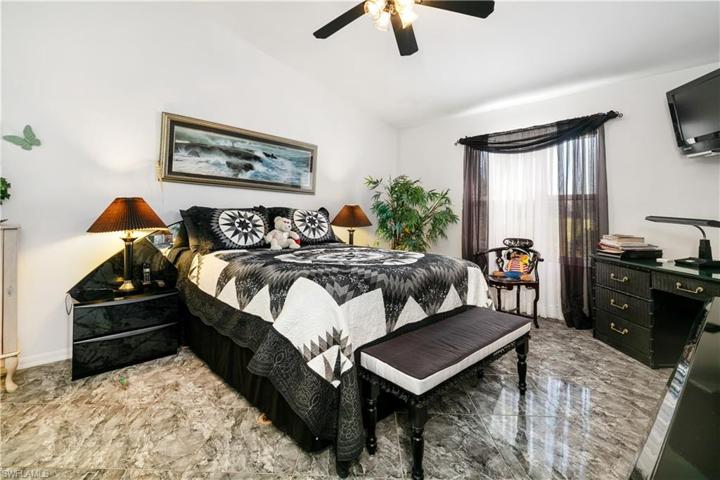 3835  Sabal Springs  BLVD, North Fort Myers, FL 33917