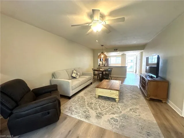 2375 Naples Trace Cir 7, Naples, Florida 34109