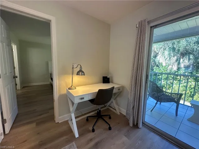 2375 Naples Trace Cir 7, Naples, Florida 34109