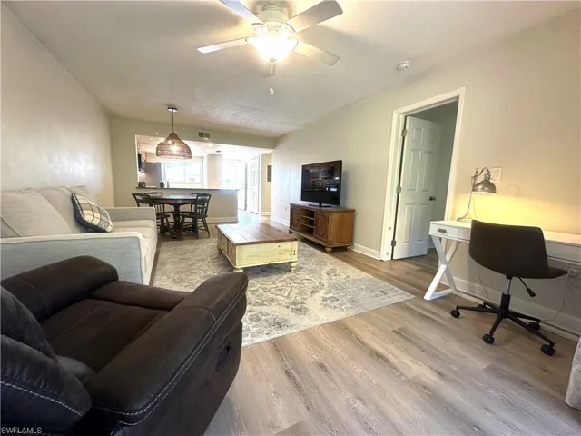2375 Naples Trace Cir 7, Naples, Florida 34109