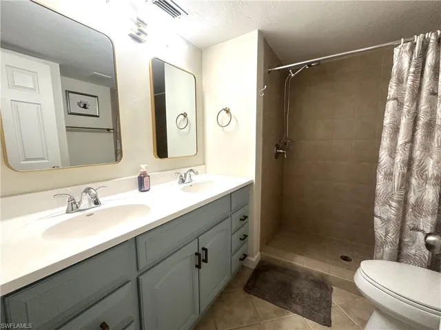 2375 Naples Trace Cir 7, Naples, Florida 34109
