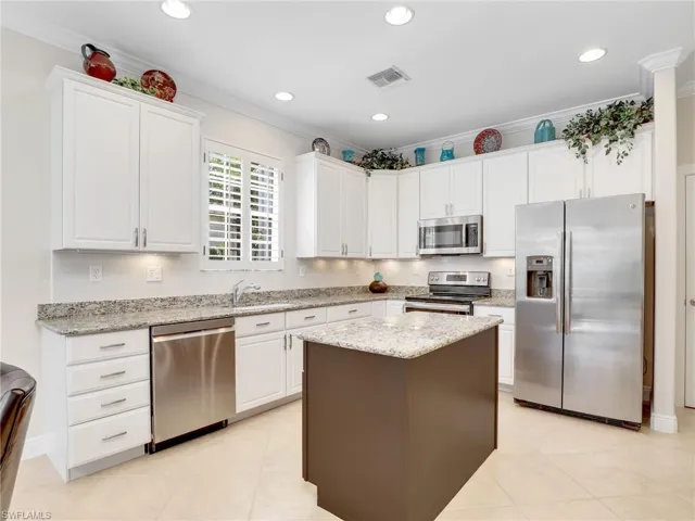 12839  Carrington  CIR, Naples, FL 34105
