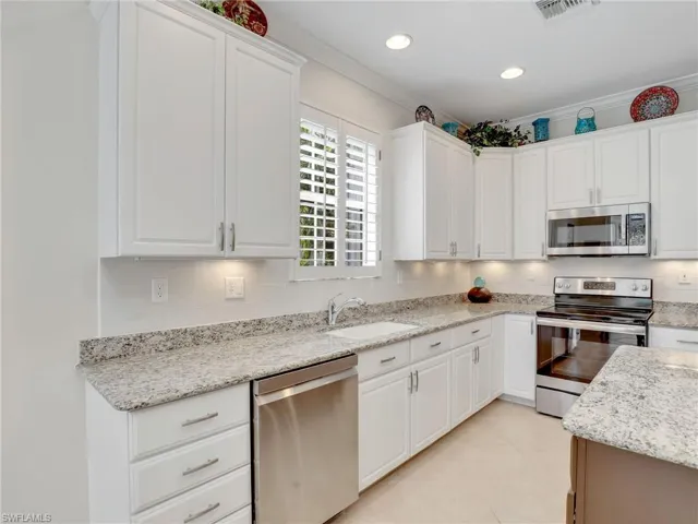 12839  Carrington  CIR, Naples, FL 34105