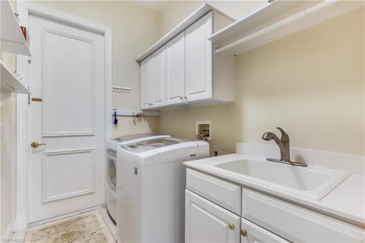 11142  Harbour Estates  CIR, Fort Myers, FL 33908