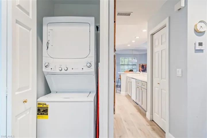 5370  Park  RD, Fort Myers, FL 33908
