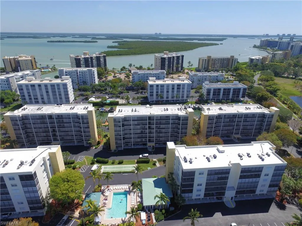 4401 Bay Beach LN, Fort Myers Beach, FL 33931,2025000034