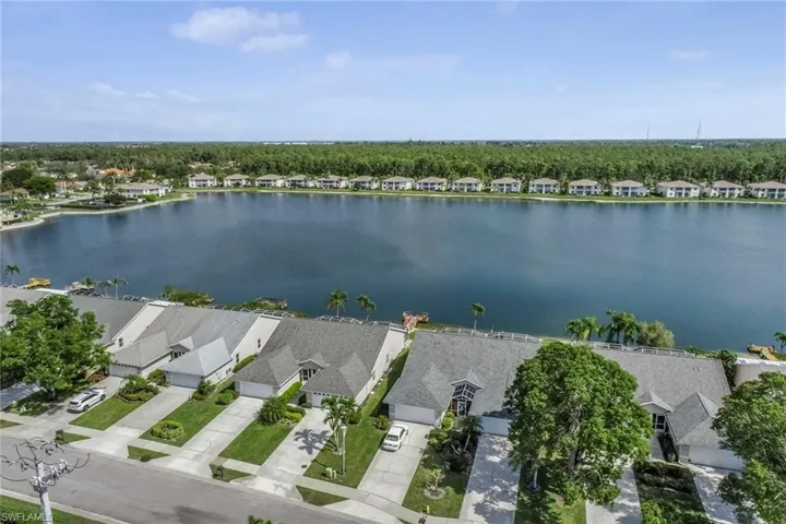 2868 W Crown Pointe  BLVD, Naples, FL 34112