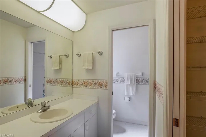 2868 W Crown Pointe  BLVD, Naples, FL 34112