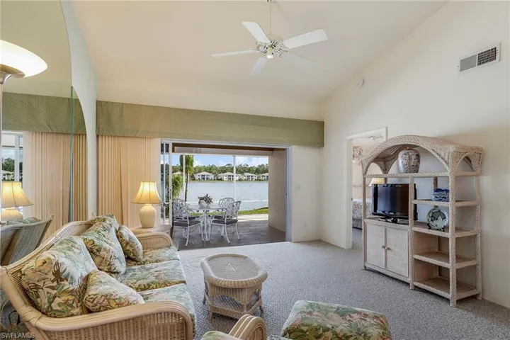 2868 W Crown Pointe  BLVD, Naples, FL 34112