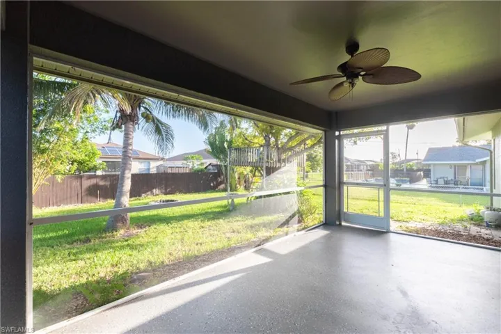 Patio with ceiling fan
