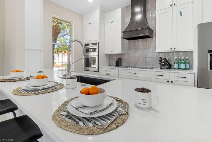 Updated new kitchen with counter height seating