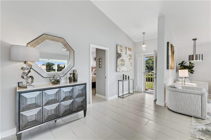 Single door entry to master bedroom!