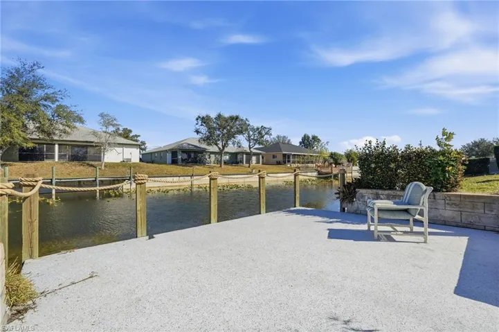 703 Se 7th St 2, Cape Coral, Florida 33990