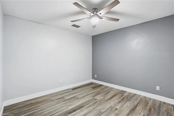 703 Se 7th St 2, Cape Coral, Florida 33990