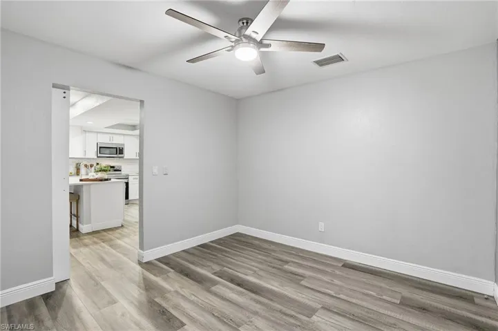 703 Se 7th St 2, Cape Coral, Florida 33990