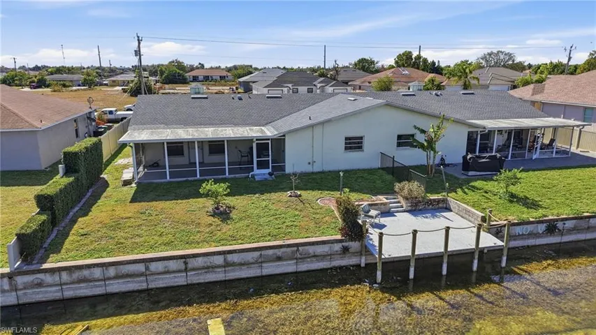 703 Se 7th St 2, Cape Coral, Florida 33990