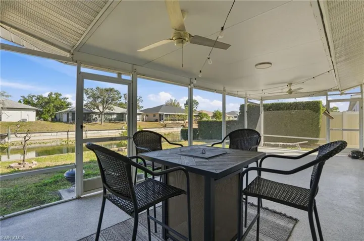 703 Se 7th St 2, Cape Coral, Florida 33990