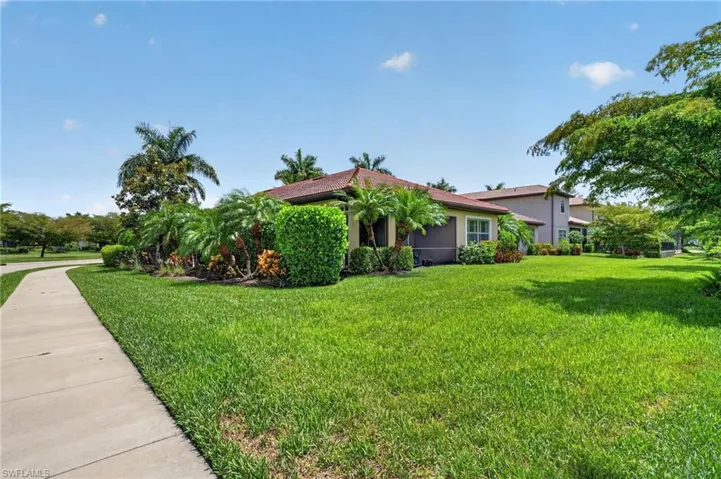16380 Aberdeen Way, Naples, Florida 34110