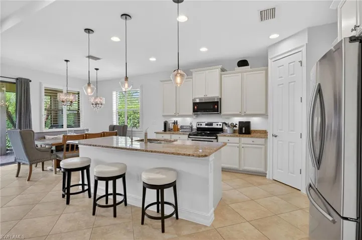 16380 Aberdeen Way, Naples, Florida 34110