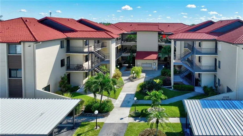 11110  Caravel  CIR, Fort Myers, FL 33908