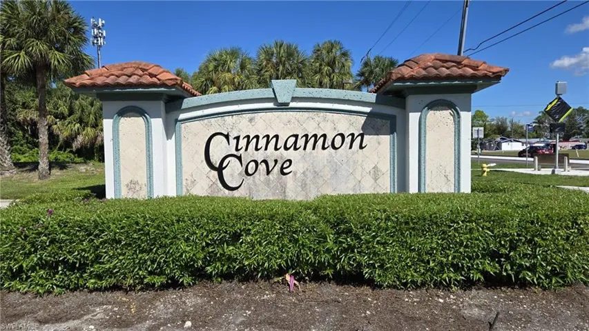 11110  Caravel  CIR, Fort Myers, FL 33908