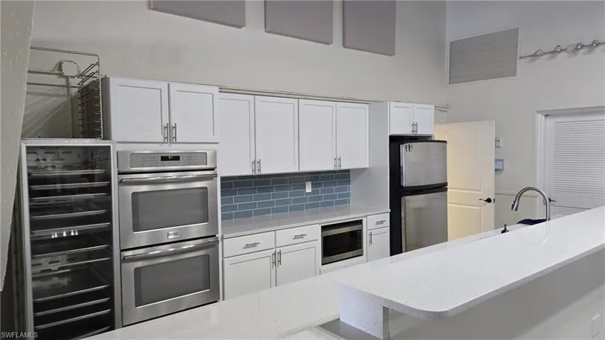 11110  Caravel  CIR, Fort Myers, FL 33908
