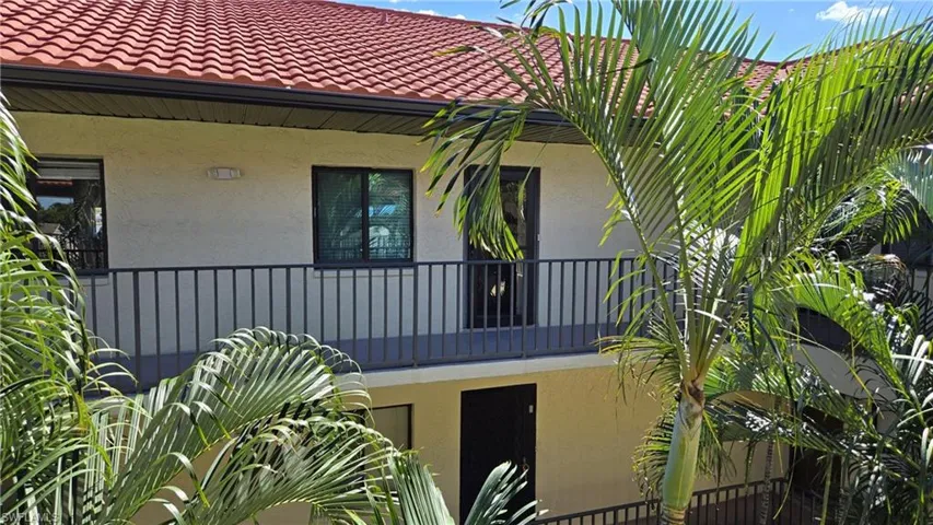 11110  Caravel  CIR, Fort Myers, FL 33908