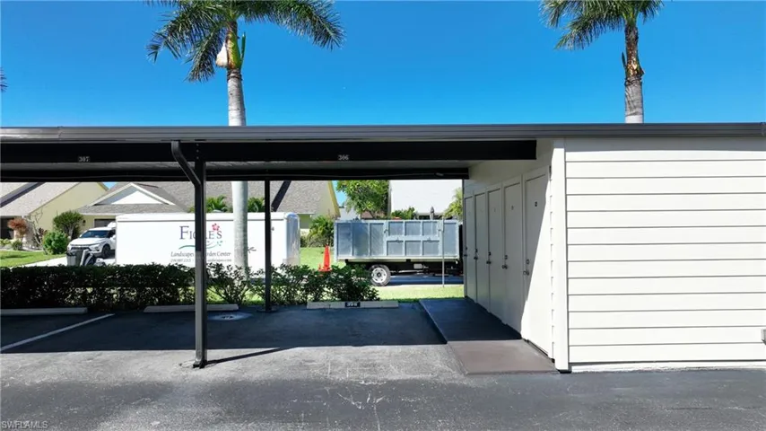 11110  Caravel  CIR, Fort Myers, FL 33908