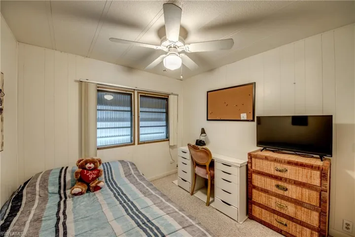 229 Shrub Ln N, North Fort Myers, Florida 33917