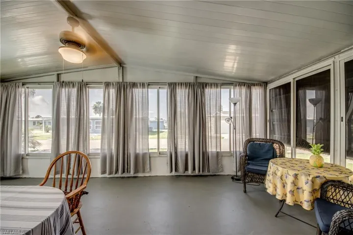 229 Shrub Ln N, North Fort Myers, Florida 33917