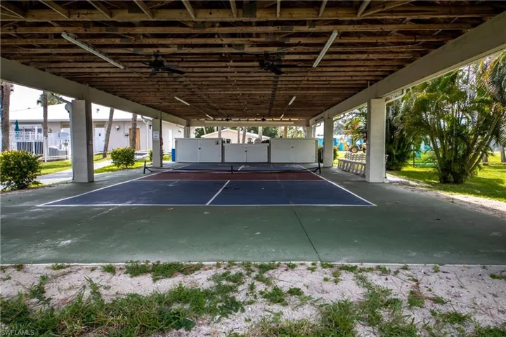 229 Shrub Ln N, North Fort Myers, Florida 33917