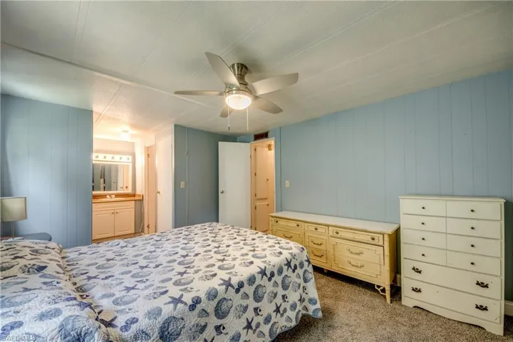 229 Shrub Ln N, North Fort Myers, Florida 33917