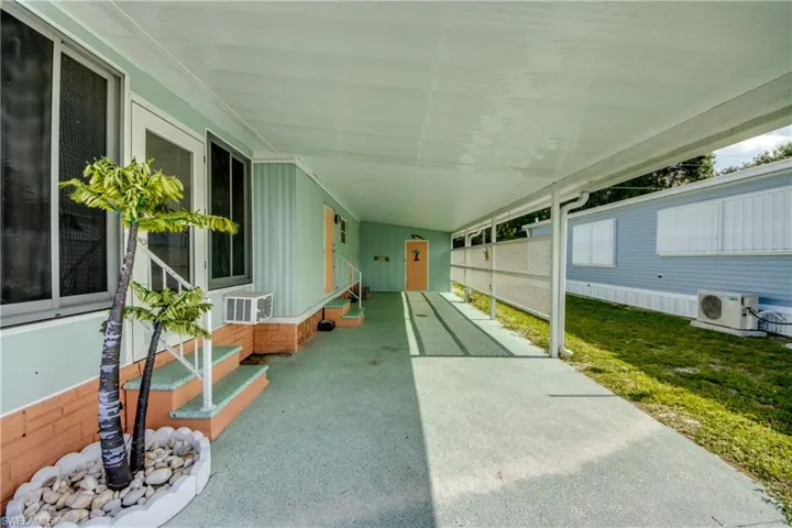 229 Shrub Ln N, North Fort Myers, Florida 33917