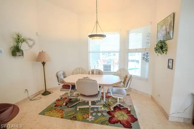 2214 Se 19th Pl, Cape Coral, Florida 33990
