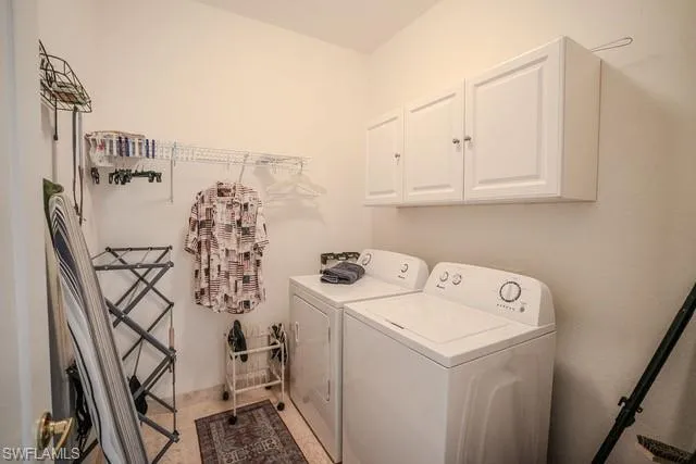 2214 Se 19th Pl, Cape Coral, Florida 33990