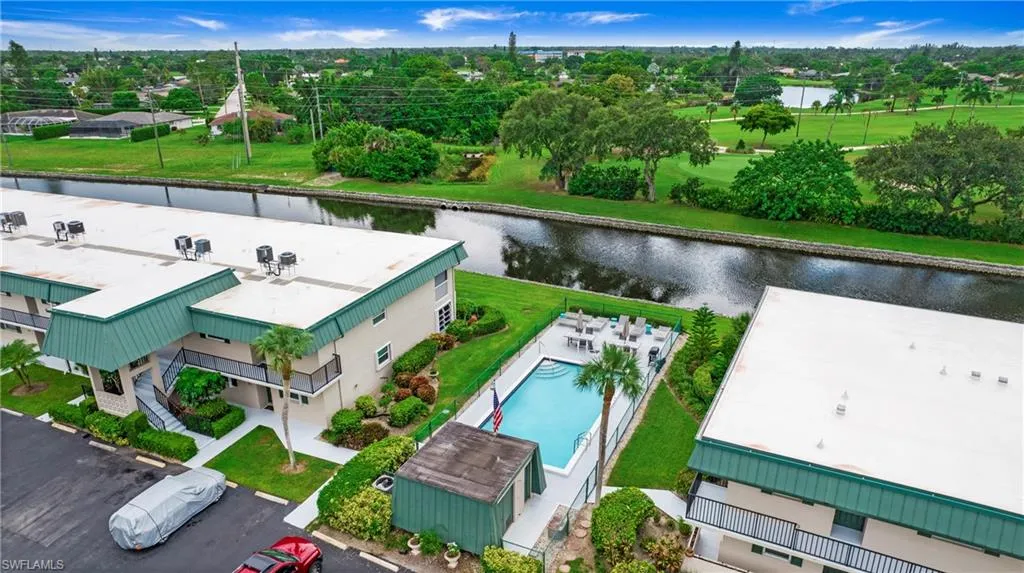 600 Valley Stream DR, Naples, FL 34113,225063627