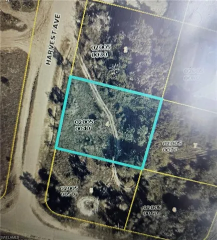 1143  Harvest  AVE, Lehigh Acres, FL 33974