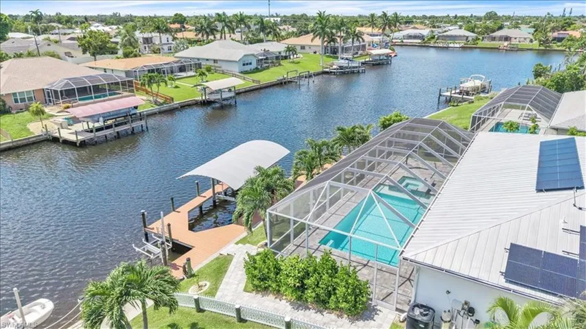 2918 Se 10th Pl, Cape Coral, Florida 33904
